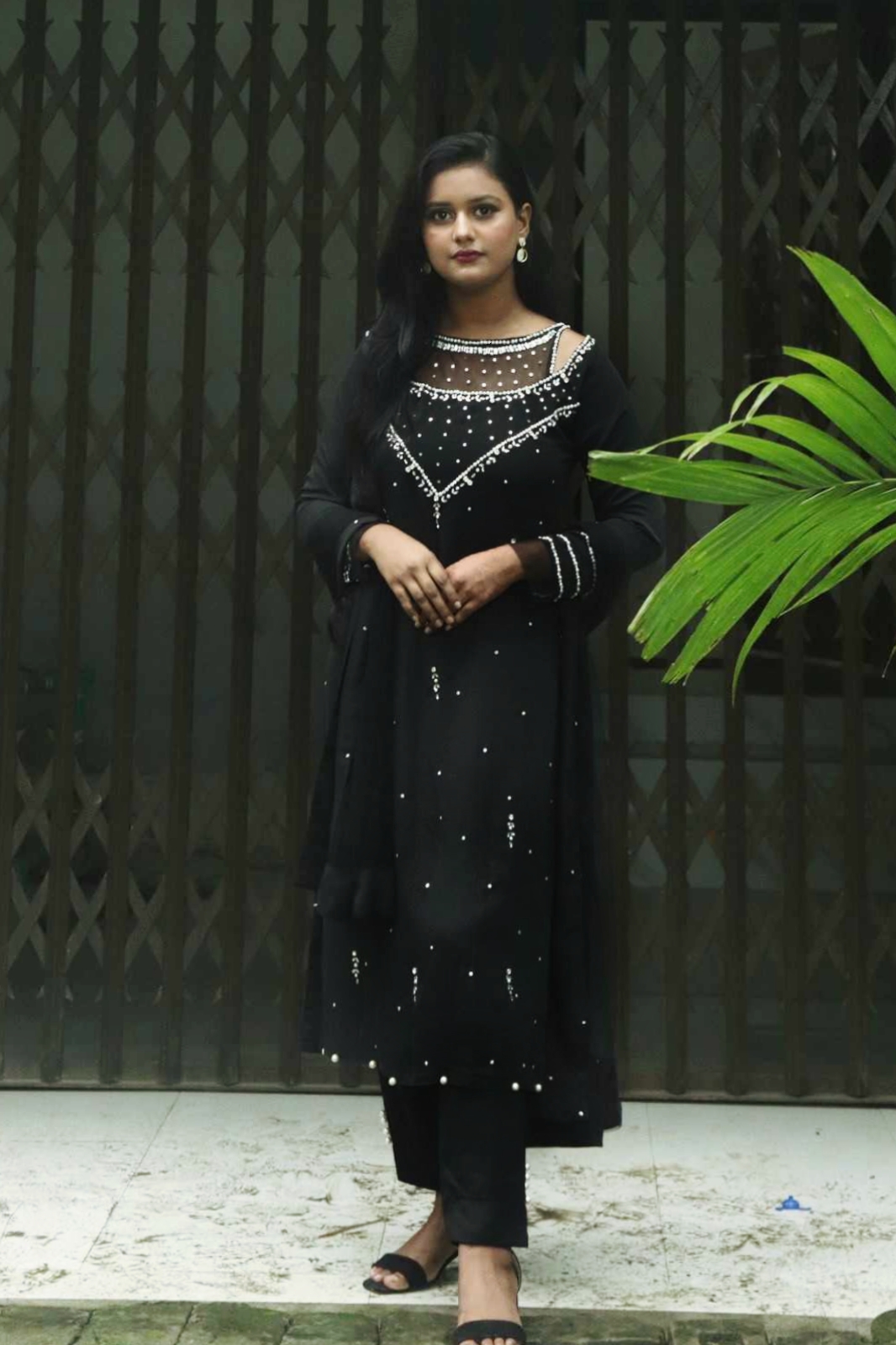 Queen Black