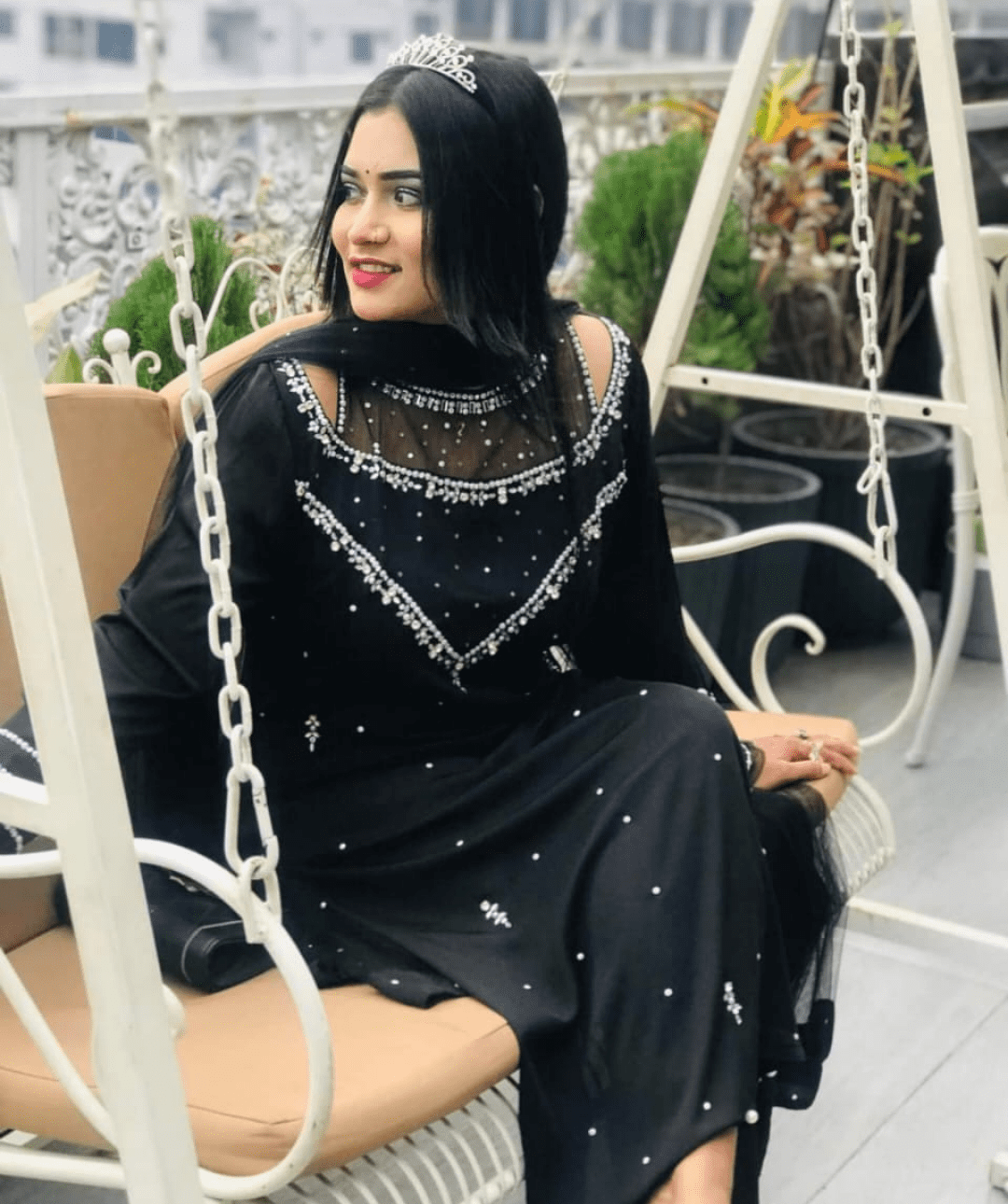 Queen Black