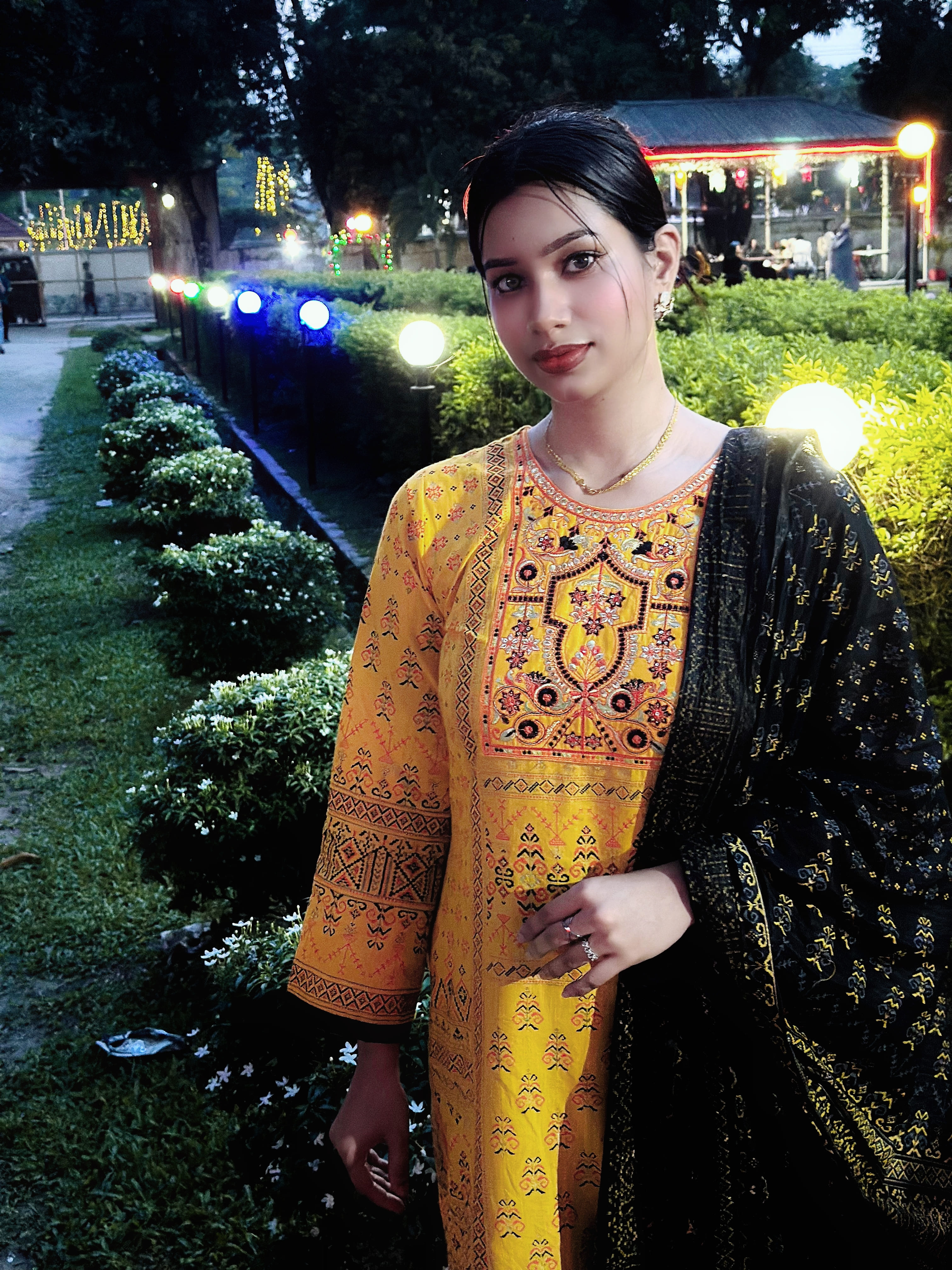 sequence Cotton yellow (C)