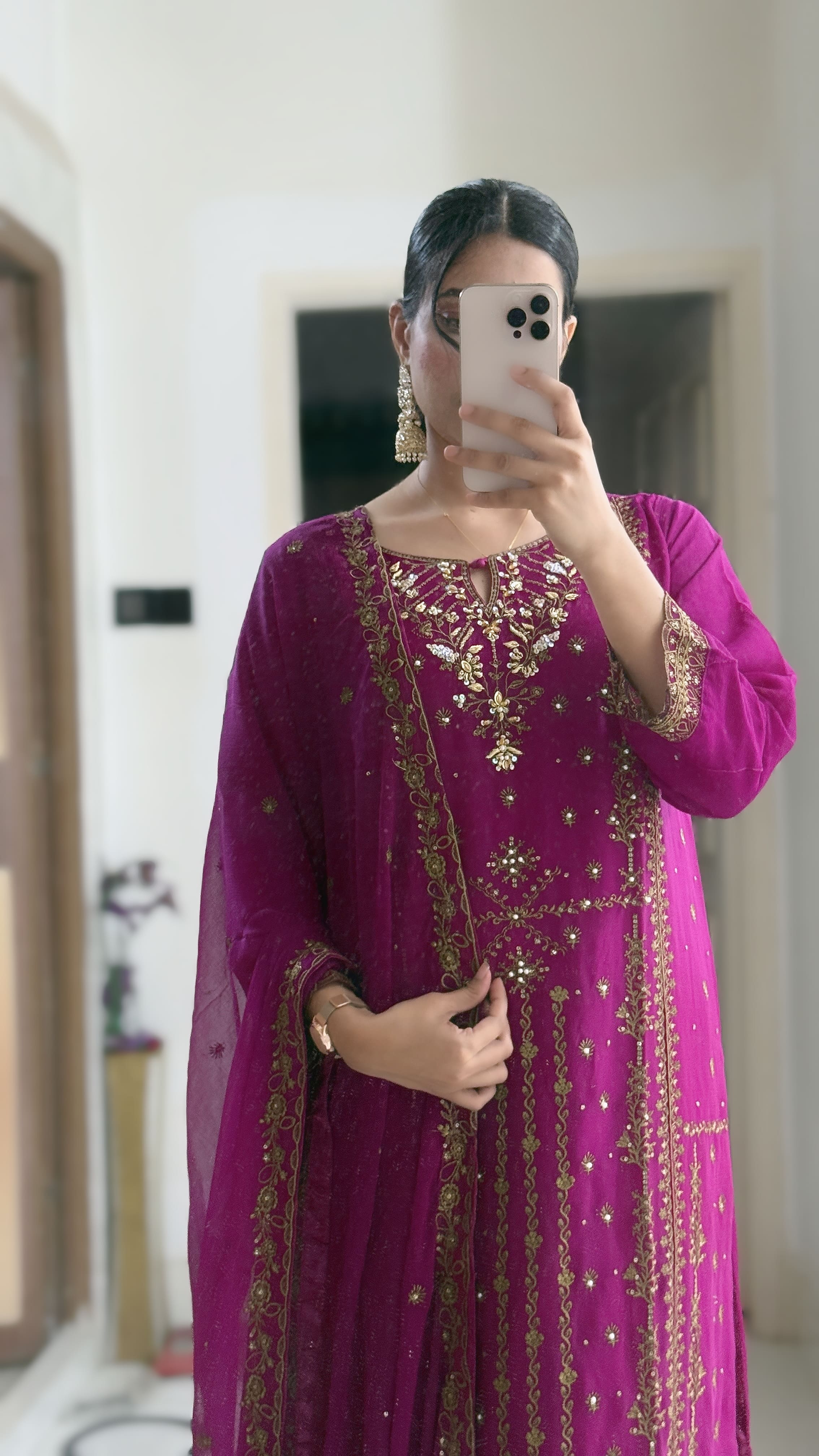 Azyan J Gold