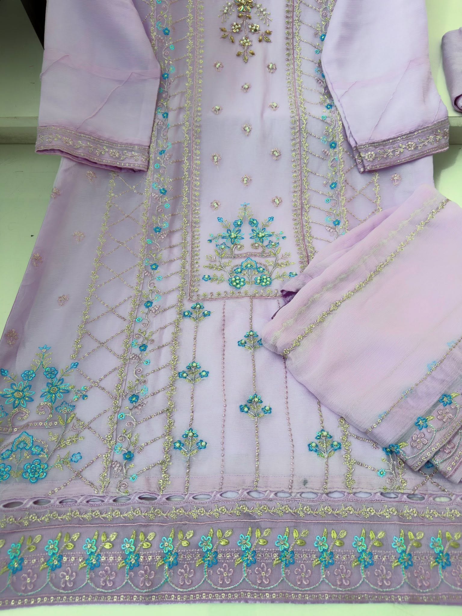 Azyan Lavender