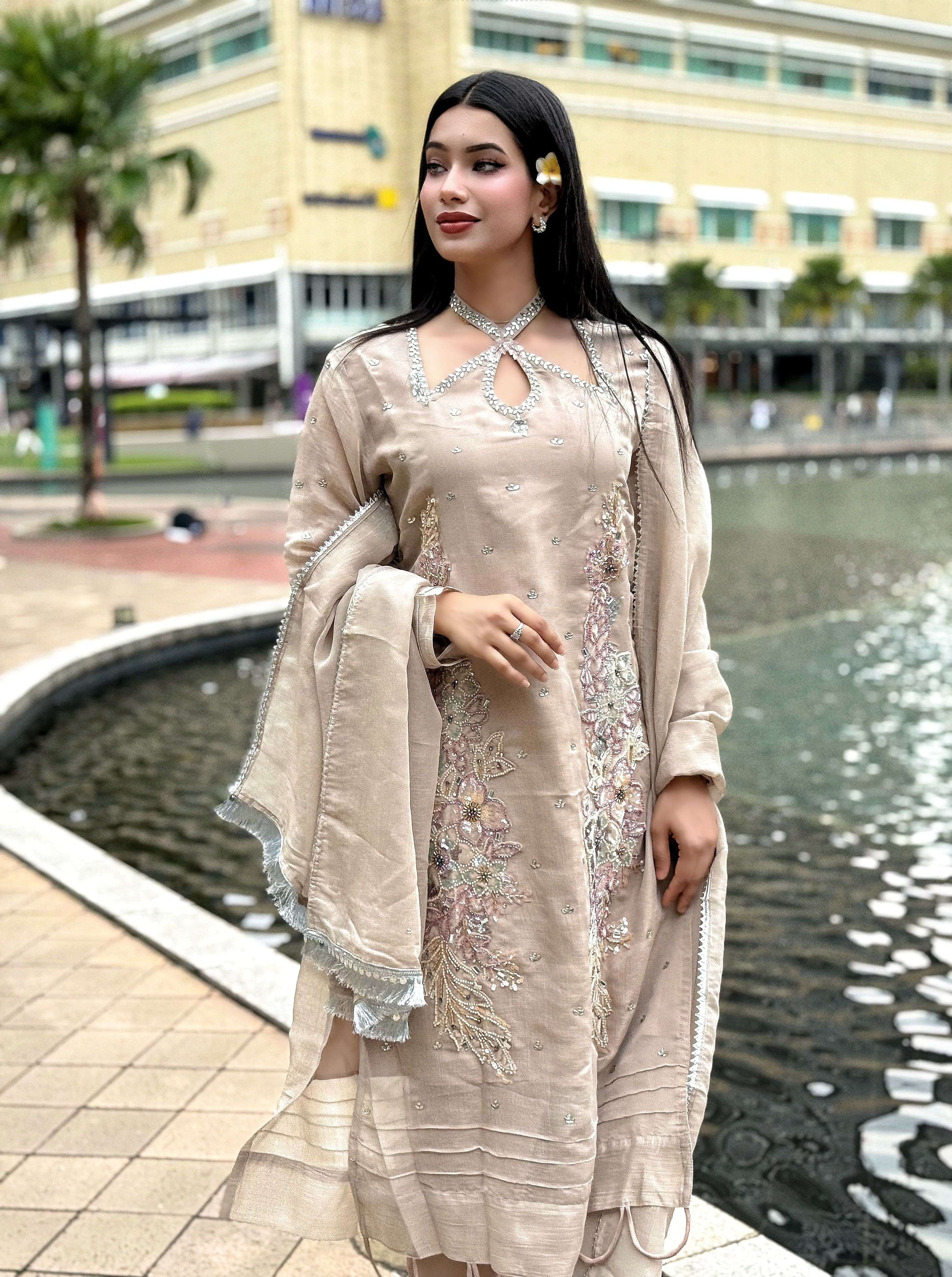 Amber Beige